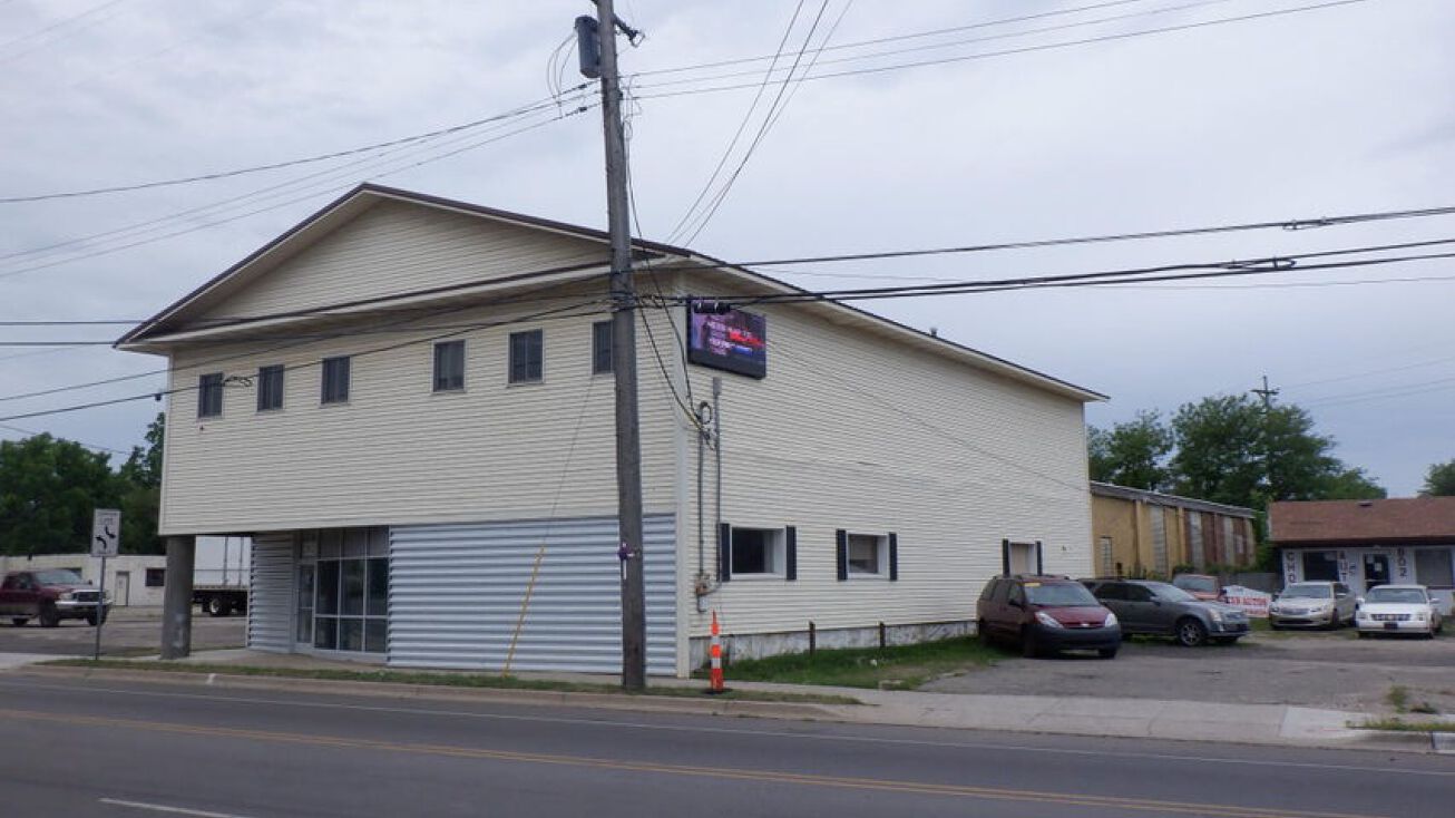 824 Portage Street, Kalamazoo, MI 49001