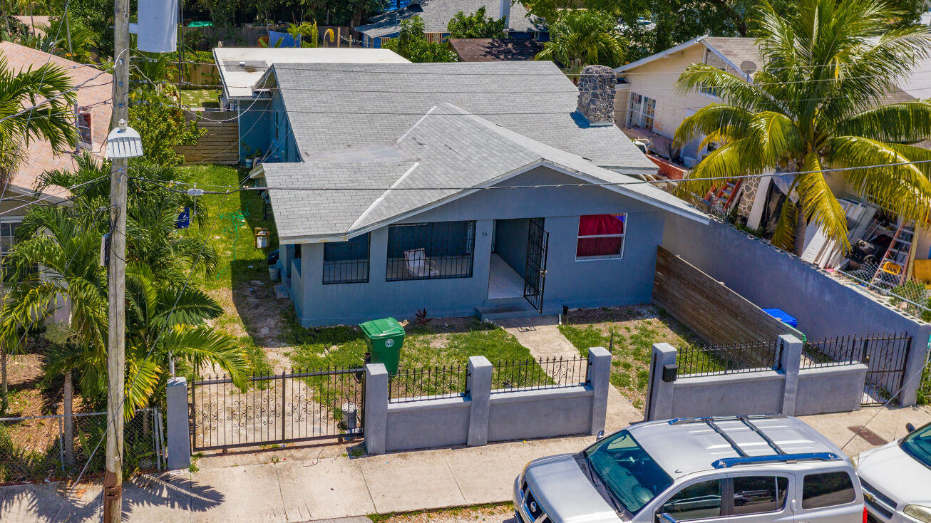 56 NW 60th St, Miami, FL 33127