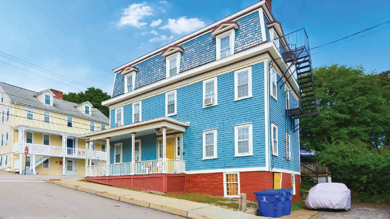 23 Melrose St, East Greenwich, RI 02818