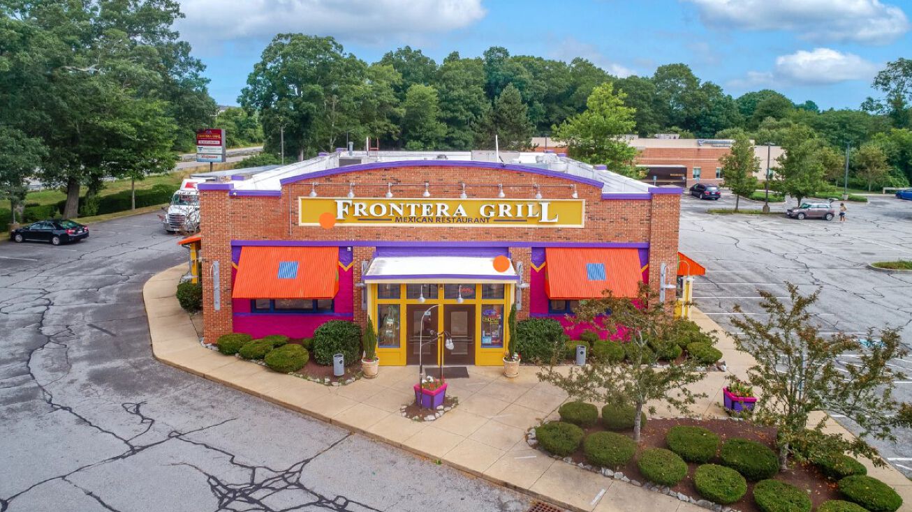 214 Huttleston Ave, Fairhaven, MA 02719