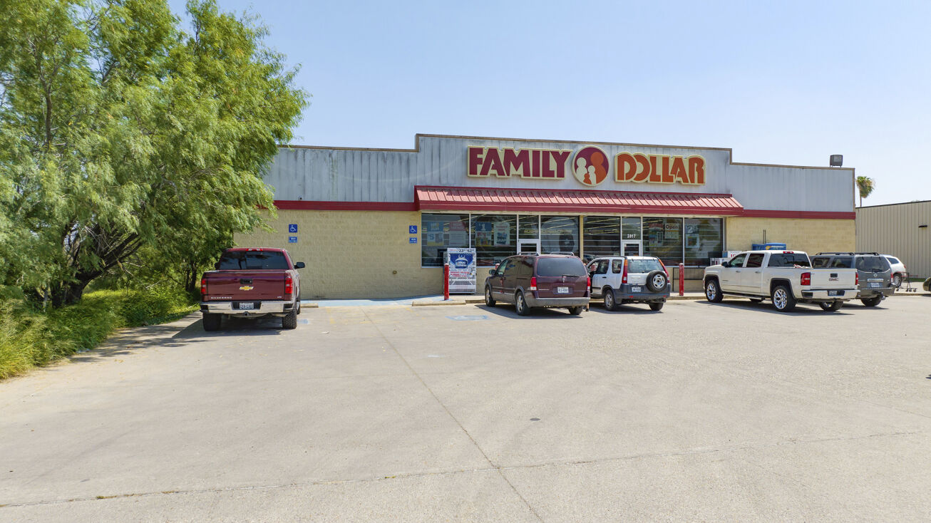 601 W Upshur Ave, Gladewater, TX 75647