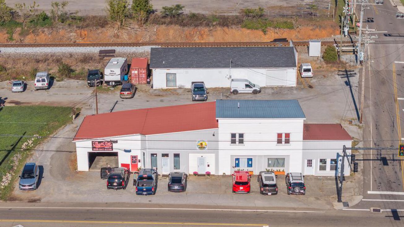 900 Mulberry St, Loudon, TN 37774