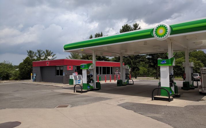 Pictures of Business for Sale, Retail, Special Purpose property located at 32700 Center Ridge Rd, North Ridgeville, OH 44039 for sales - image #1