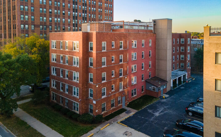 Pictures of Multifamily property located at 7270 S South Shore Drive, Chicago, IL 60649 for sales - image #1