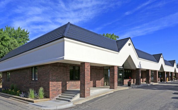 Pictures of Retail, Office, Hospitality, Mixed Use property located at 14162 Commerce Ave NE, Prior Lake, MN 55372 for sales - image #1