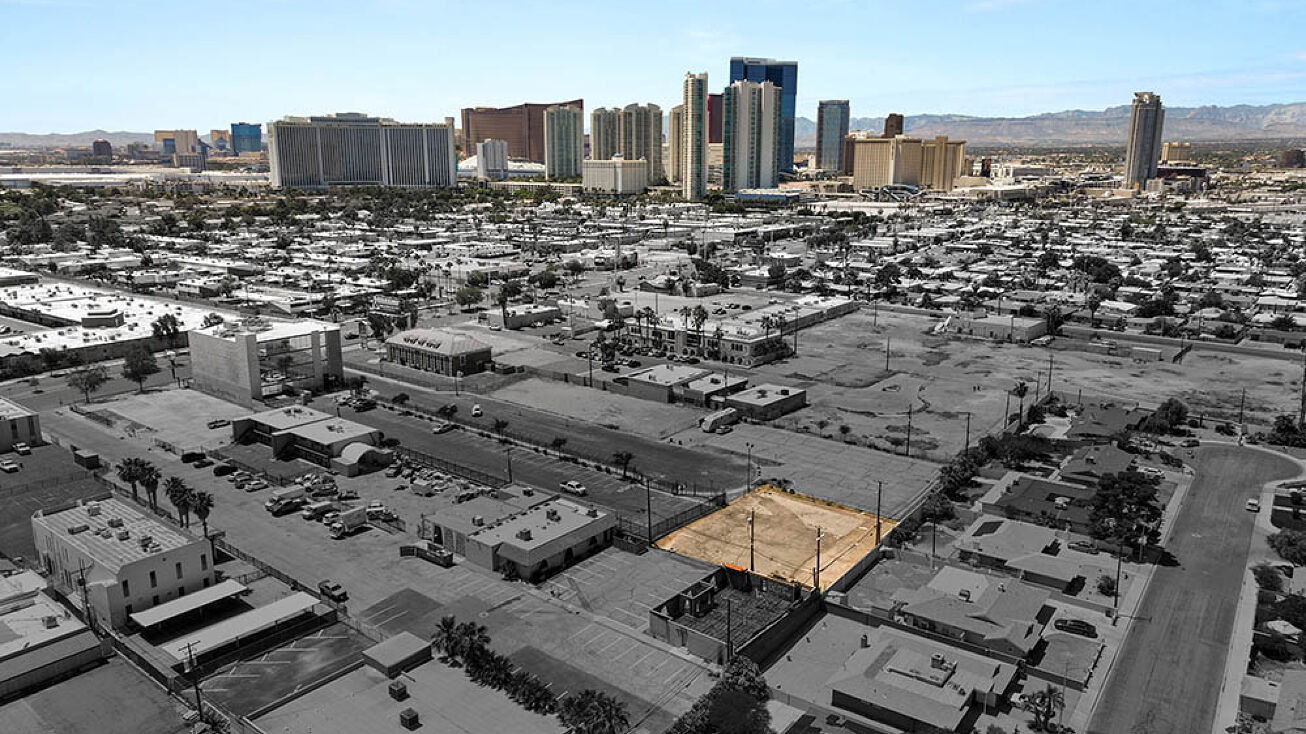 820 E Sahara Ave, Las Vegas, NV 89104