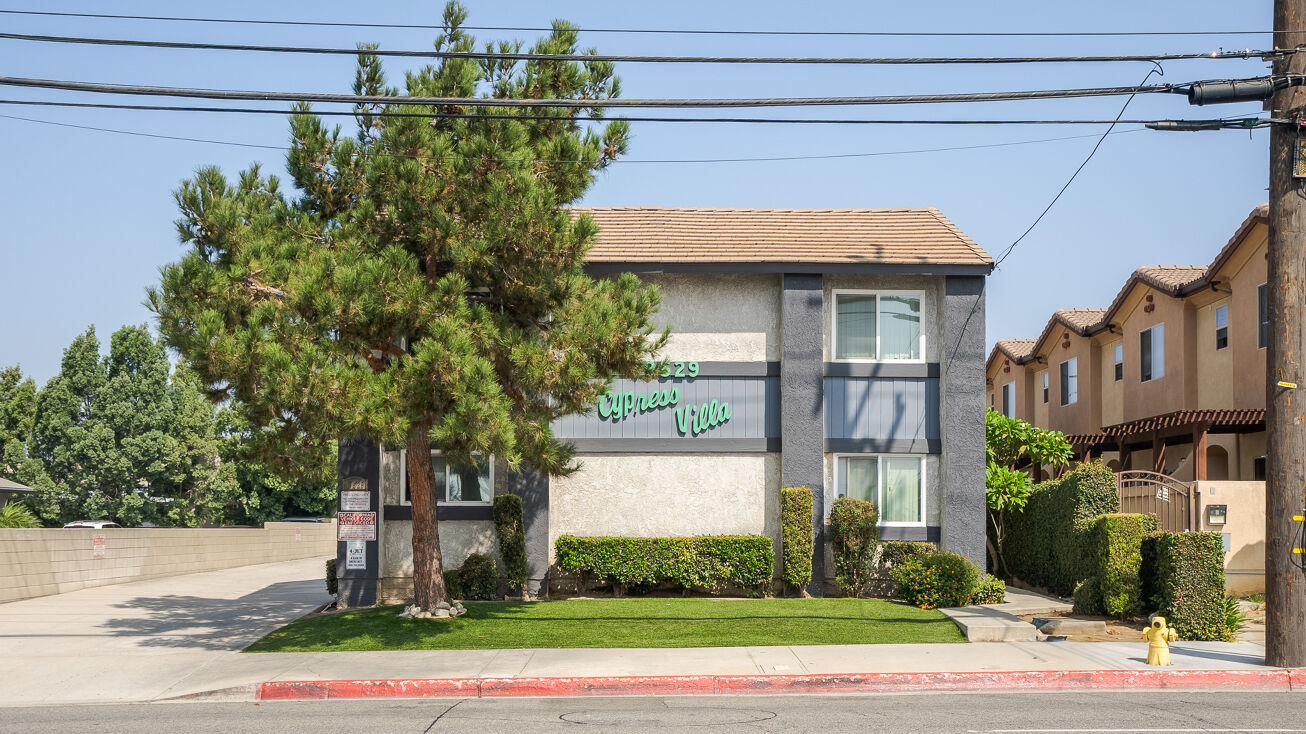 19529 E Cypress St, Covina, CA 91724