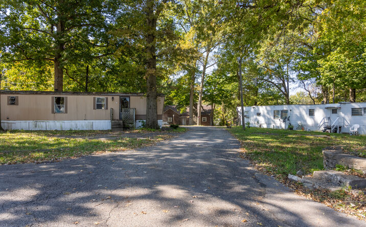 Pictures of Mobile Home Park property located at 7631 Daly Rd, Cincinnati, OH 45224 for sales - image #1