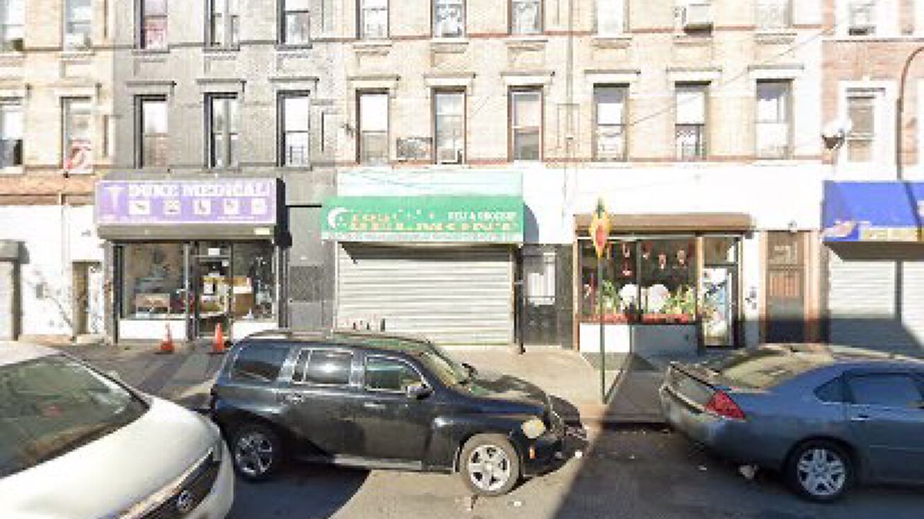 105 Belmont Ave, Brooklyn, NY 11212