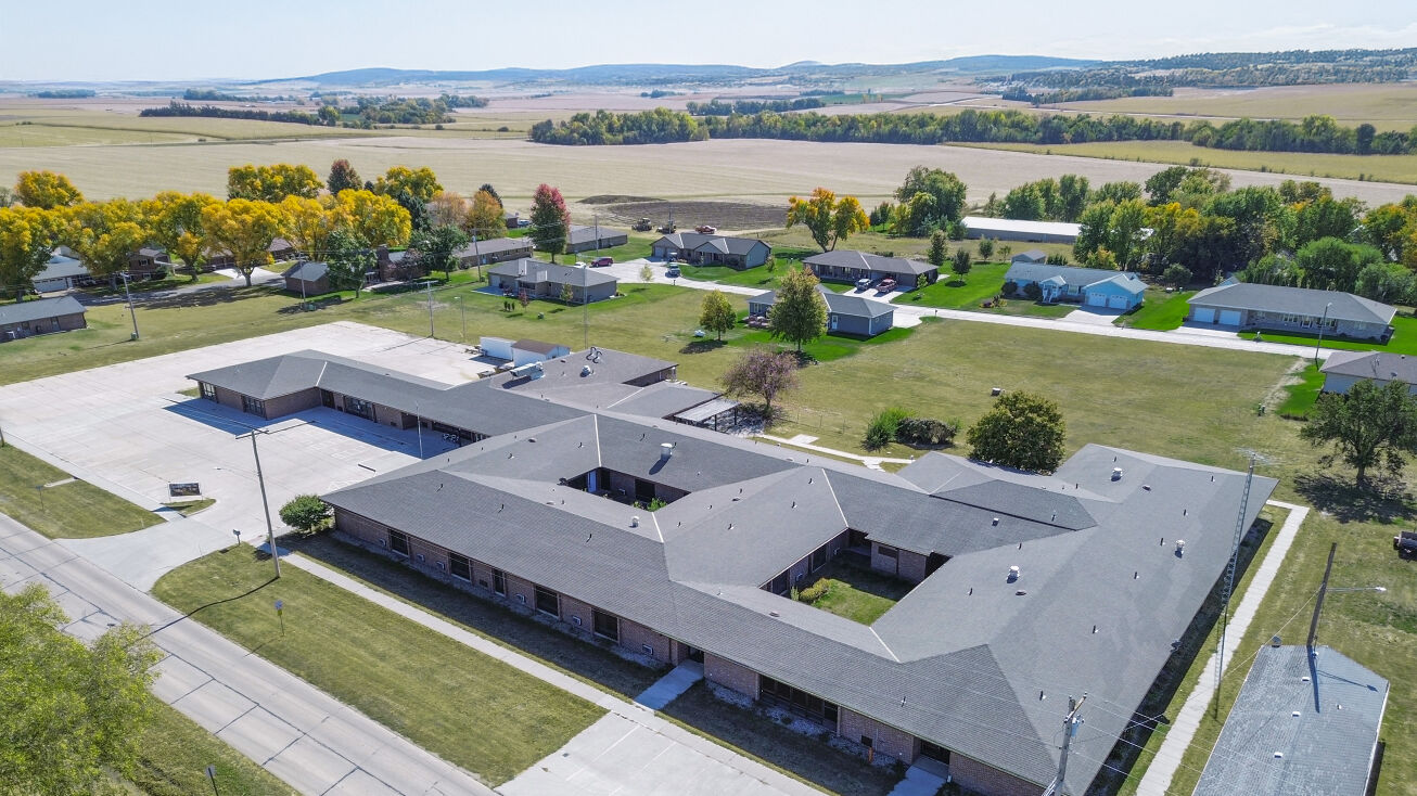 930 2nd St, Dodge, NE 68633