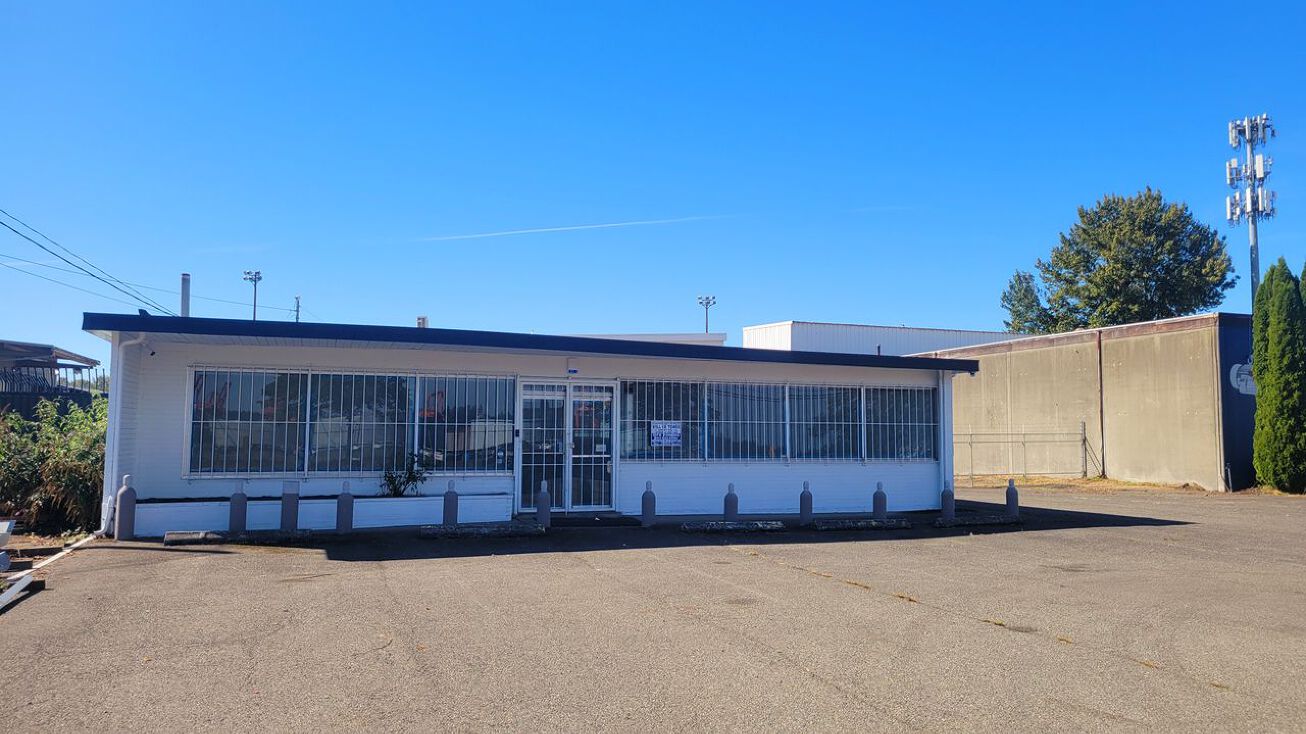 Pictures of Industrial property located at 1938 Milwaukee Way, Tacoma, WA 98421 for sales - image #1