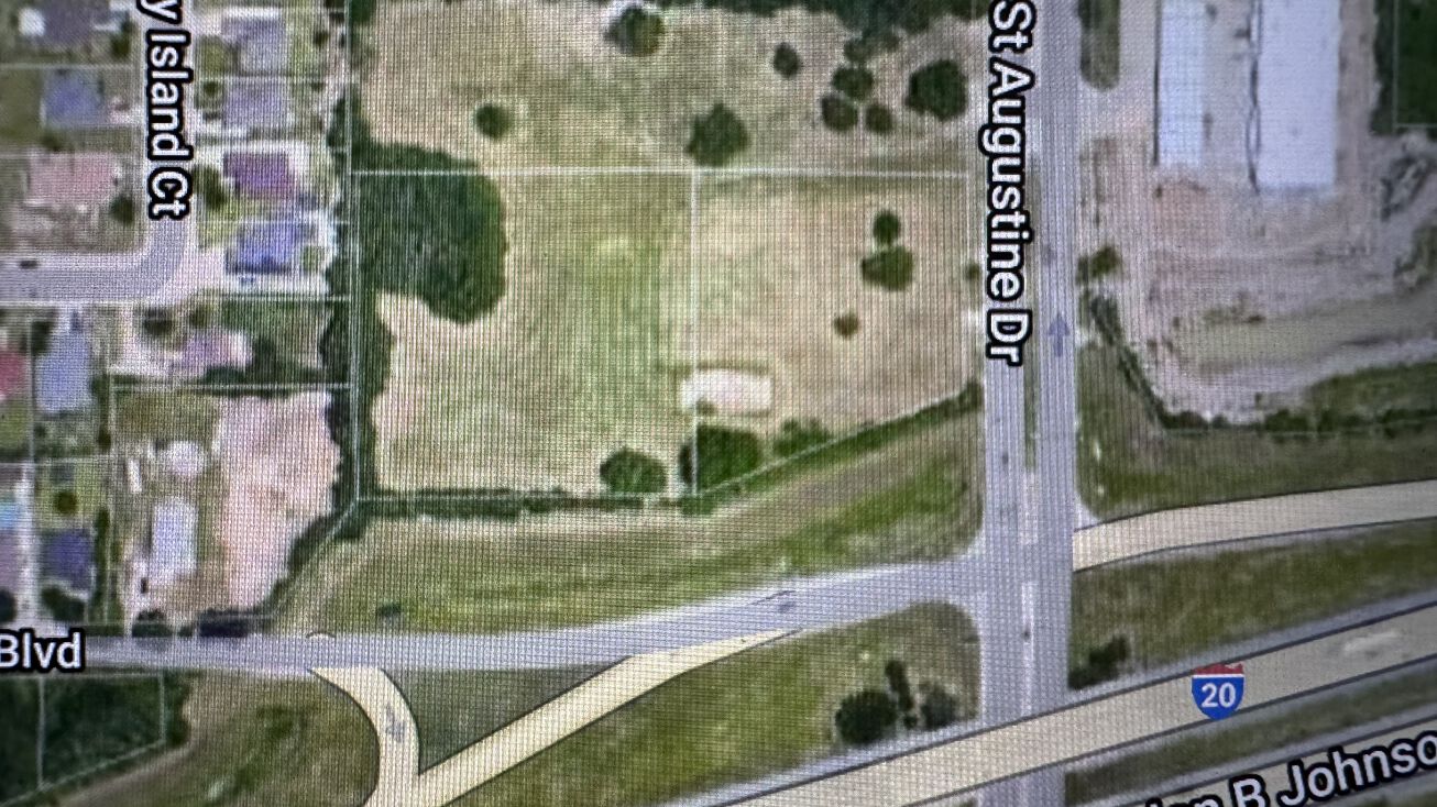 1601 N St Augustine Rd, Dallas, TX 75217