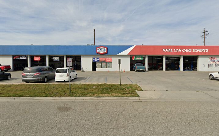 Pictures of Industrial, Retail property located at 1401 Union Ave, Bakersfield, CA 93305 for sales - image #1
