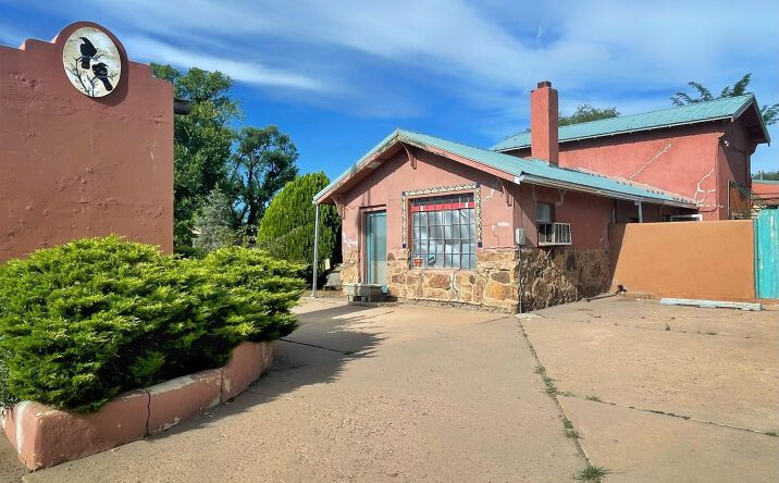 Pictures of Land, Office, Retail property located at 1133 Grand Avenue, Las Vegas, NM 87701 for sales - image #1