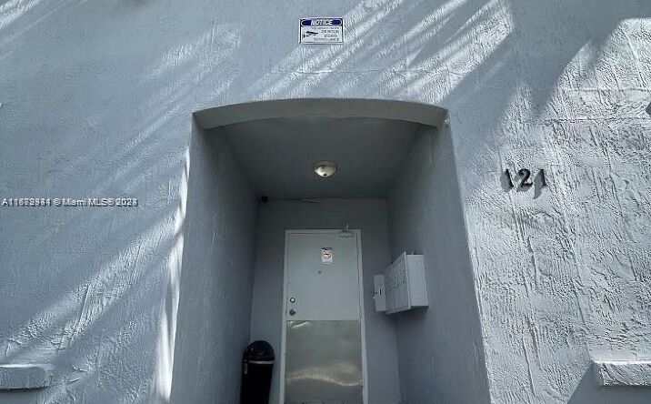 Pictures of Multifamily property located at 121 NE 55th St, Miami, FL 33137 for sales - image #1