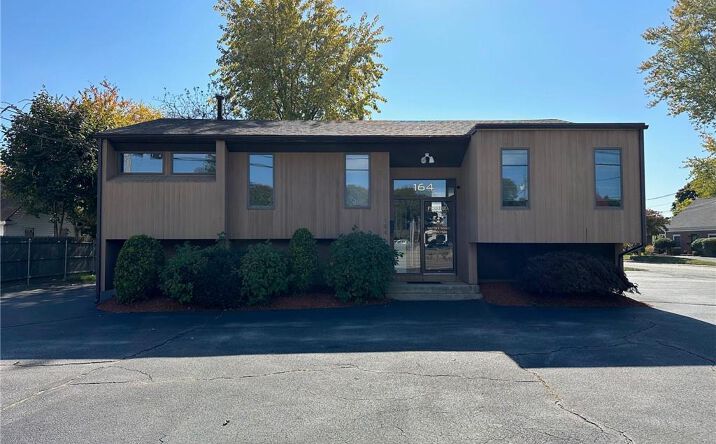 Pictures of Land, Office property located at 164 Airport Road, Warwick, RI 02886 for sales - image #1