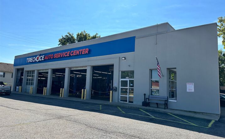 Pictures of Retail property located at 1265 Bethel Rd, Columbus, OH 43220 for sales - image #1