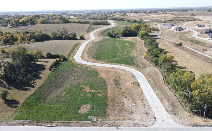 Pictures of Land property located at 21605 Hackberry Dr, Gretna, NE 68028 for sales - image #1
