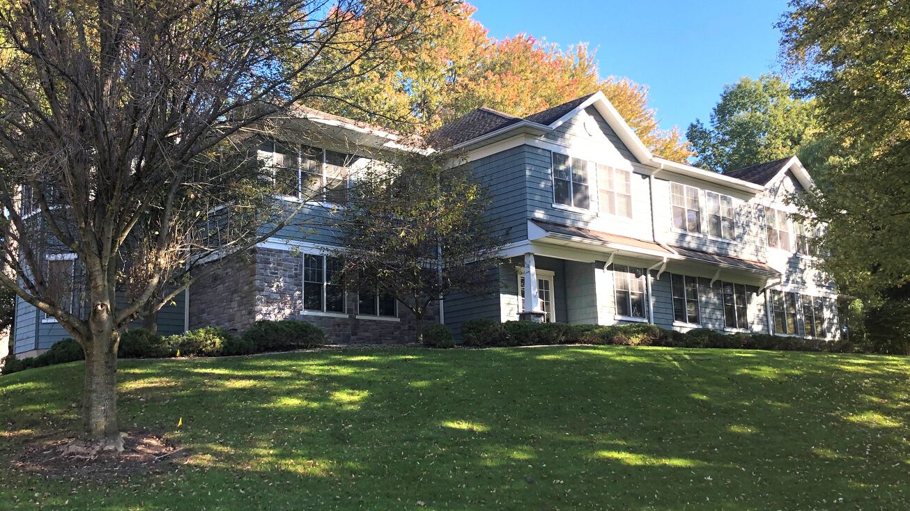 400 Whitney Rd, Penfield, NY 14526