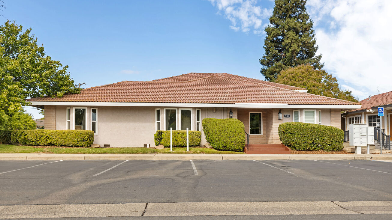 1215 Plumas St, Yuba City, CA 95991