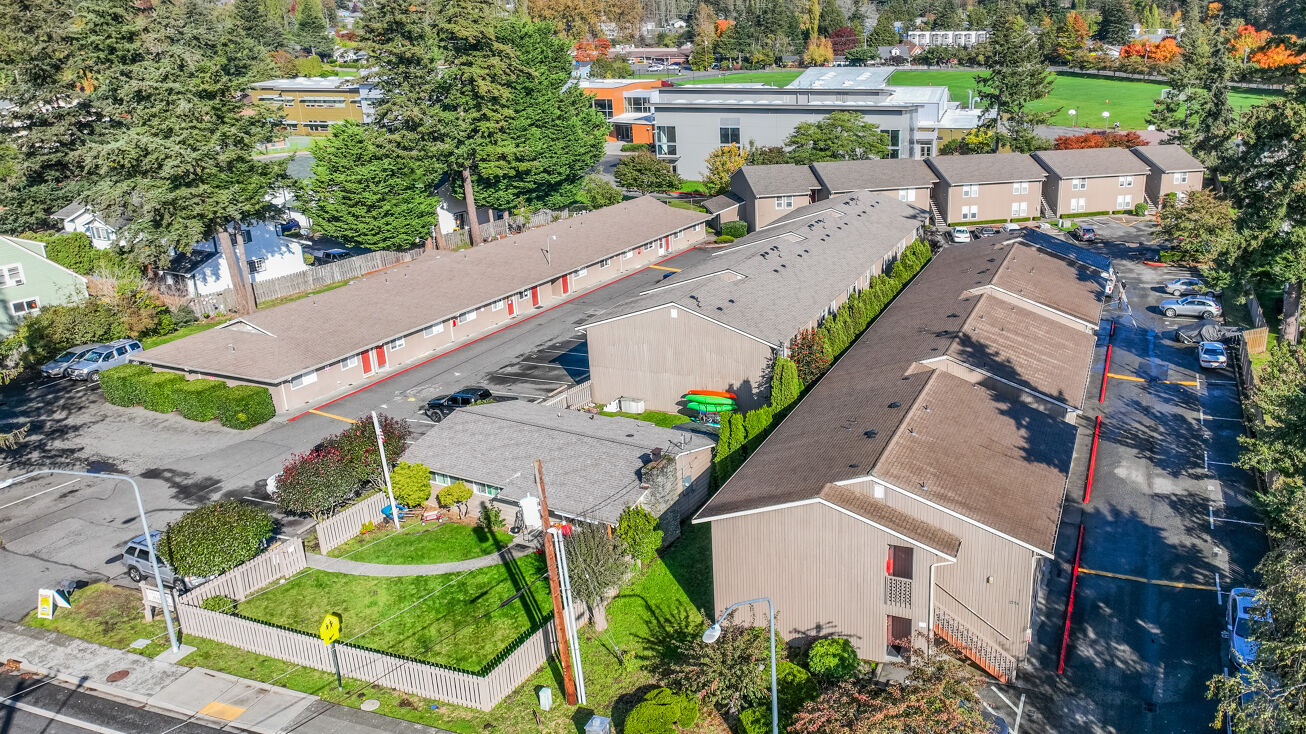 2728 W Maplewood Ave, Bellingham, WA 98225