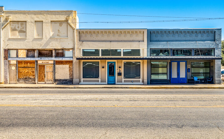 Pictures of Mixed Use, Office, Retail property located at 14 N Chadbourne St, San Angelo, TX 76903 for sales - image #1