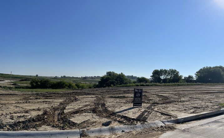 Pictures of Land property located at Lot 12 Gruenther Ridge, Gretna, NE 68028 for sales - image #1