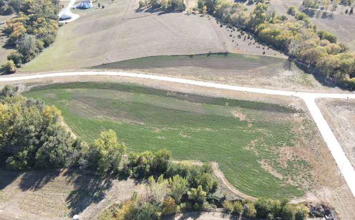 Pictures of Land property located at 21909 Hackberry Dr, Gretna, NE 68028 for sales - image #1