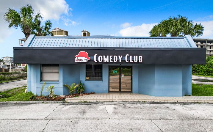 Pictures of Retail, Mixed Use property located at 109 Causeway N, New Smyrna Beach, FL 32169 for sales - image #1