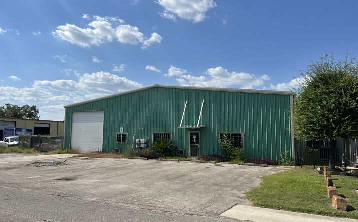 Pictures of Industrial property located at 713 Nebraska St, South Houston, TX 77587 for sales - image #1