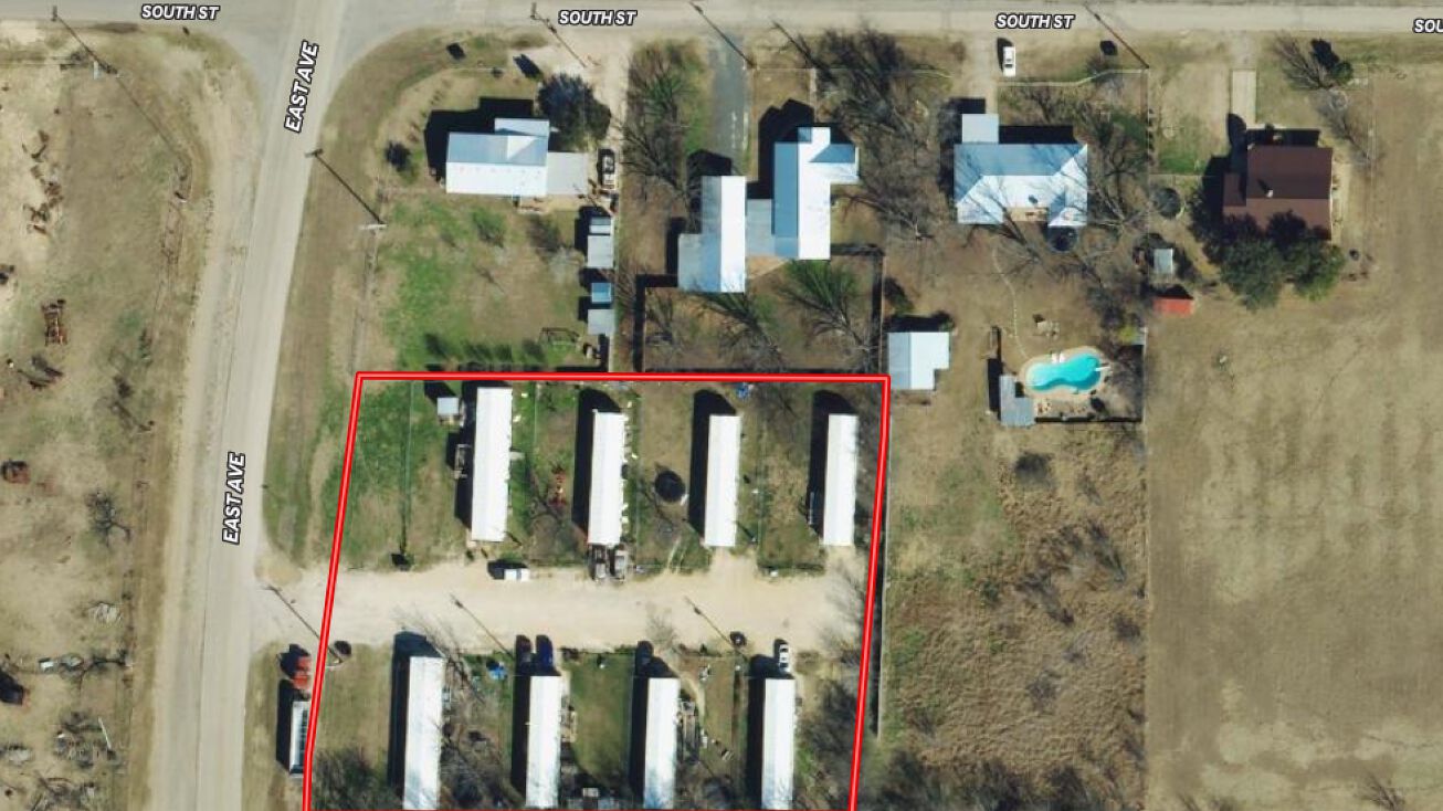 521 FM 2200, D'Hanis, TX 78850