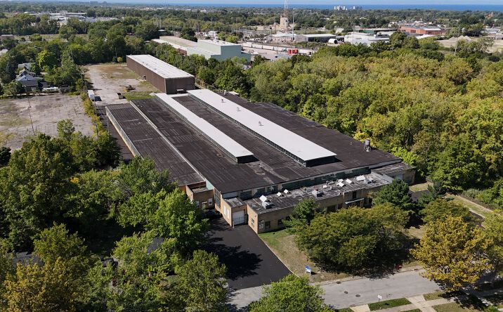 Pictures of Industrial property located at 1500 East 219th Street, Euclid, OH, USA, Euclid, OH 44117 for sales - image #1