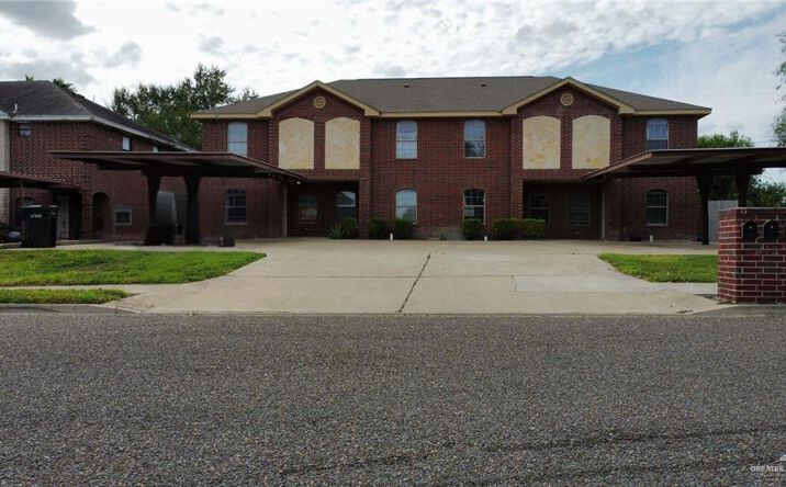 Pictures of Multifamily property located at 412 S 49th Street, McAllen, TX 78501 for sales - image #1