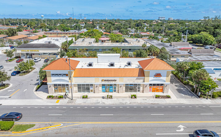 Pictures of Retail property located at 1735 N Federal Hwy, Hollywood, FL 33020 for sales - image #1
