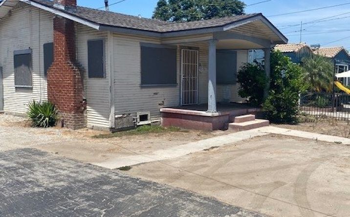 Pictures of Land, Multifamily property located at 6633 Pine Ave, Bell, CA 90201 for sales - image #1