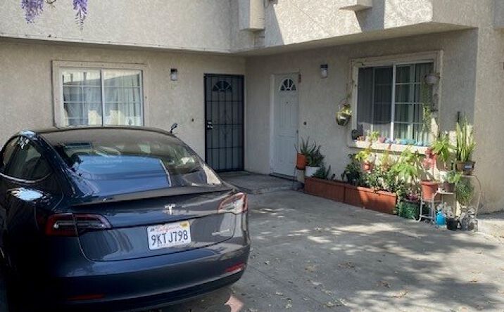 Pictures of Multifamily property located at 6633 1/4 Pine Ave, Bell, CA 90201 for sales - image #1