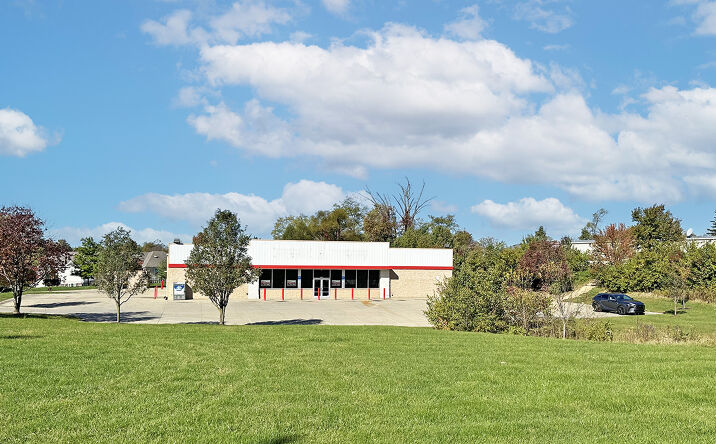 Pictures of Retail property located at 10255 Dixie Hwy, Florence, KY 41042 for comps - image #1