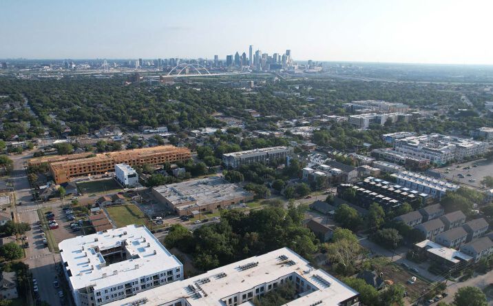 Pictures of Land property located at 520 W 9th St, Dallas, TX 75208 for sales - image #1