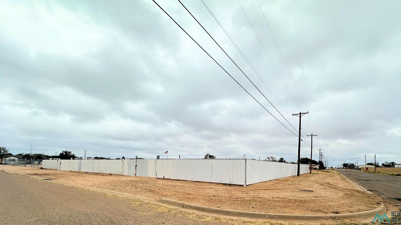 200 Heaslet Street, Clovis, NM 88101