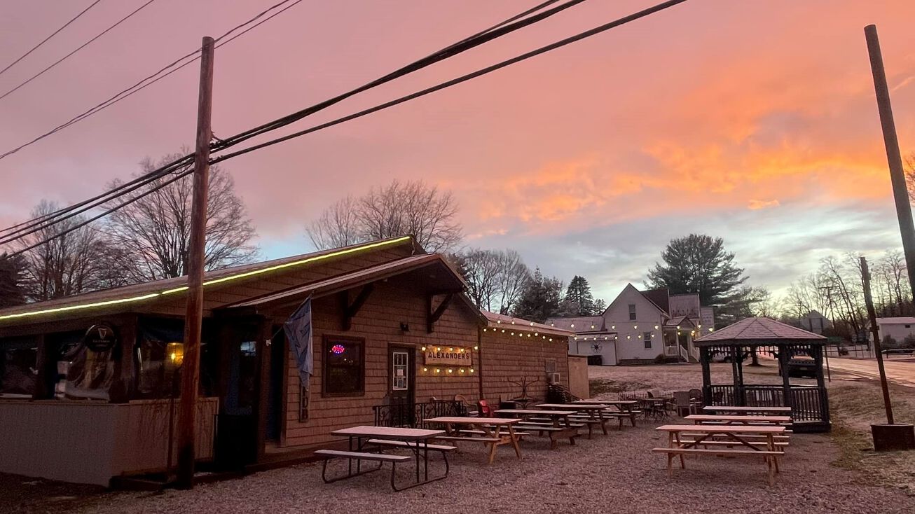 10417 Main St, Findley Lake, NY 14736