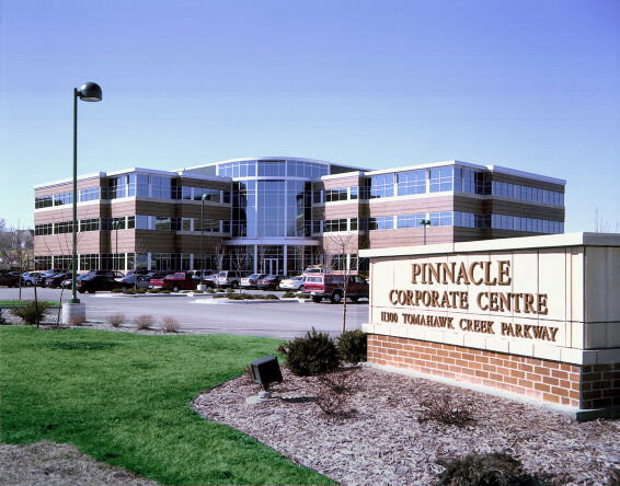 Pictures of Office property located at 11300 Tomahawk Creek Pkwy, Leawood, KS 66211 for sales - image #1