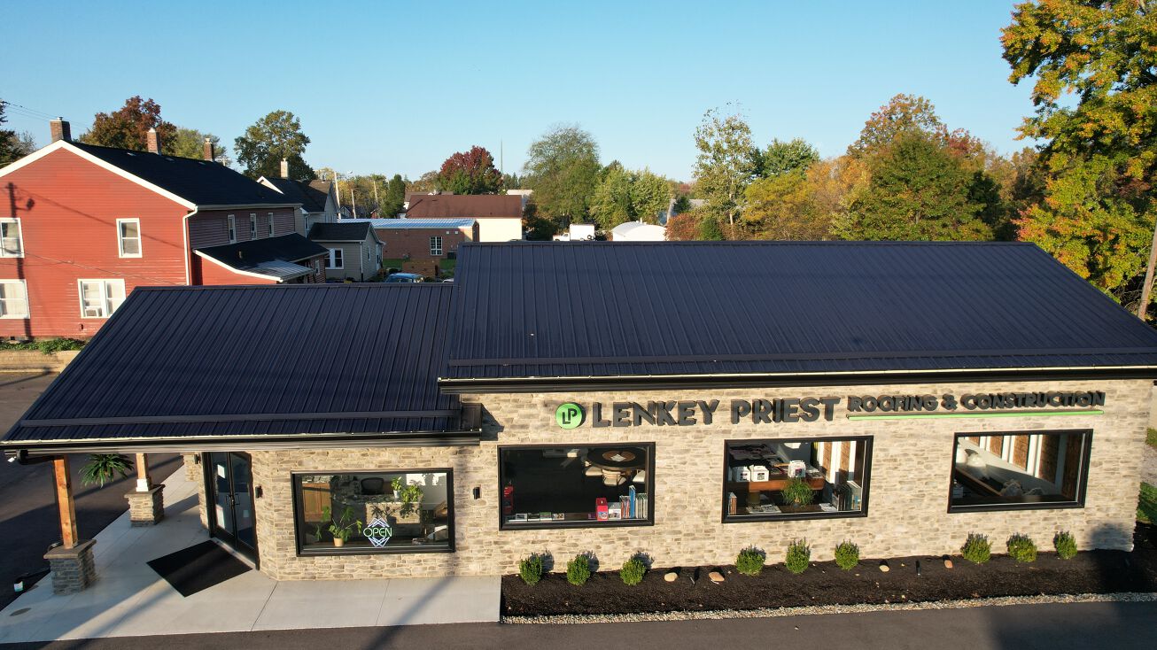 2229 Greensburg Rd, North Canton, OH 44720