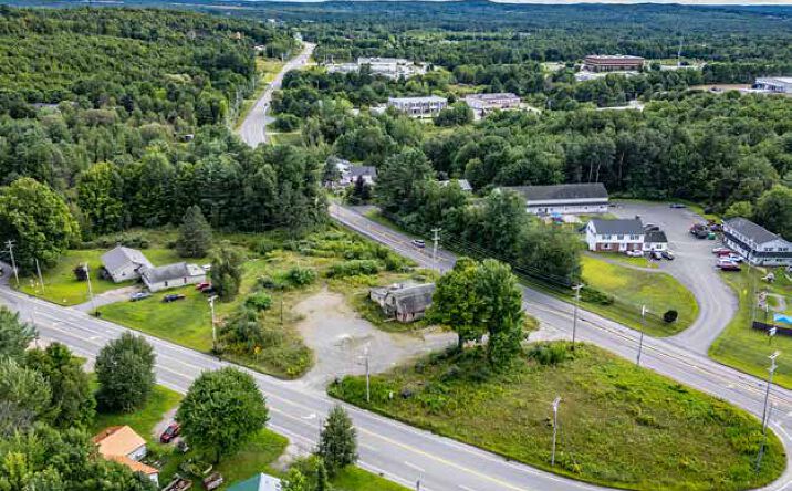 Pictures of Land property located at 611 Civic Center Dr, Augusta, ME 04330 for sales - image #1