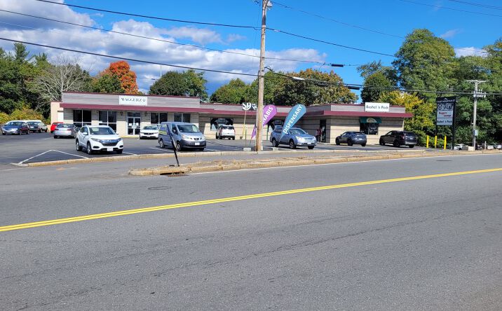 Pictures of Retail property located at 17 Mountain St E, Worcester, MA 01606 for sales - image #1