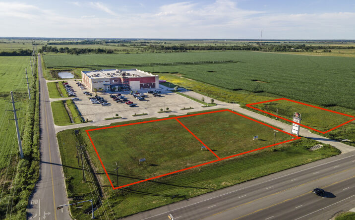 Pictures of Land, Mixed Use, Multifamily, Retail property located at 6655 7th St, Bay City, TX 77414 for sales - image #1