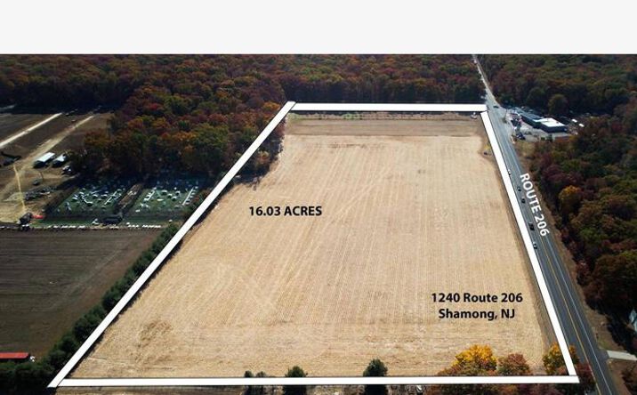 Pictures of Land property located at 1240 Route 206, Shamong, NJ 08088 for sales - image #1