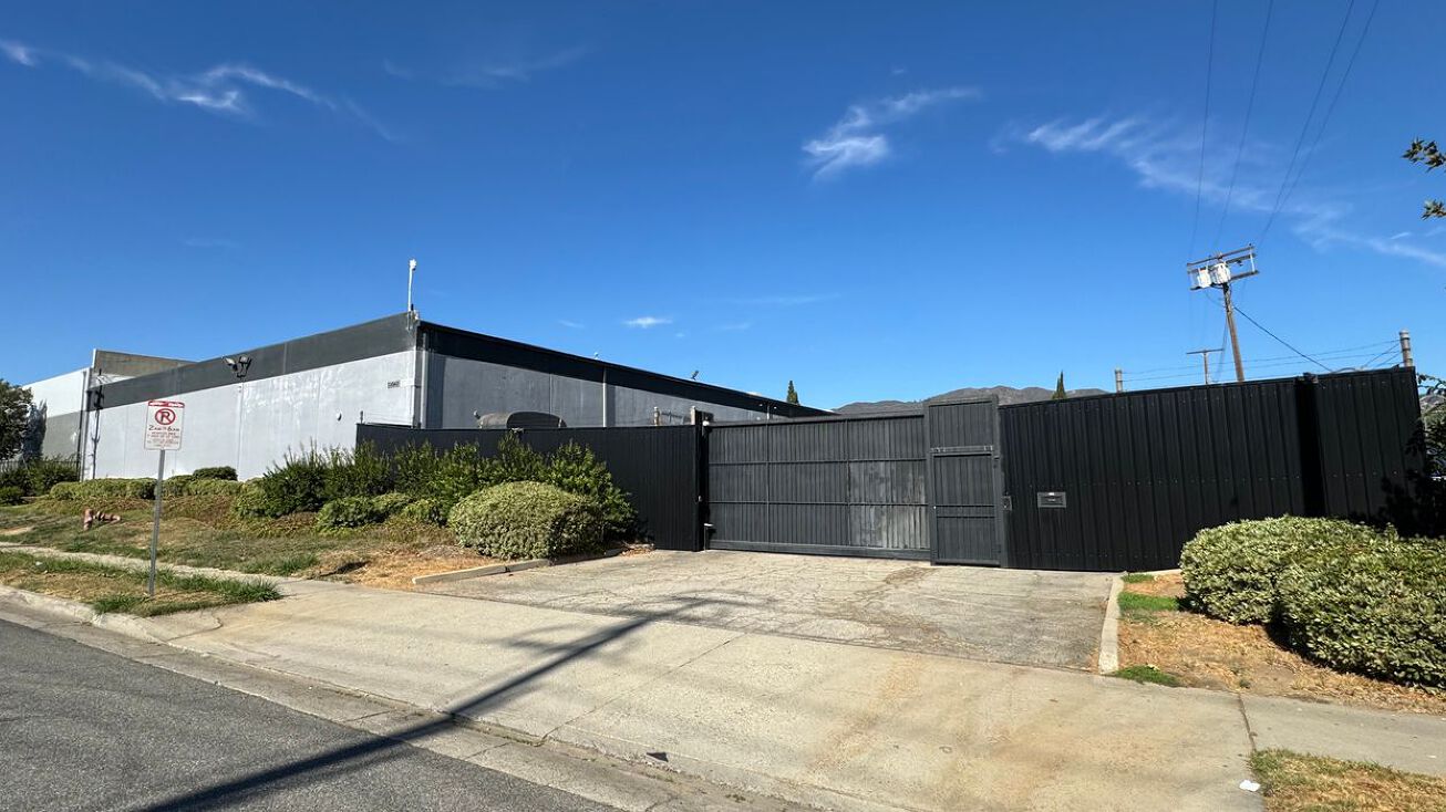 Bradley Ave, Los Angeles, CA 91342