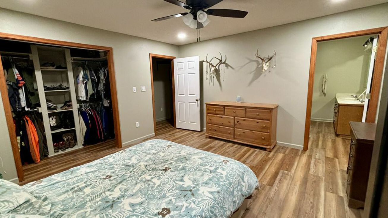 3630 Dyer St, Malvern, AR 72104