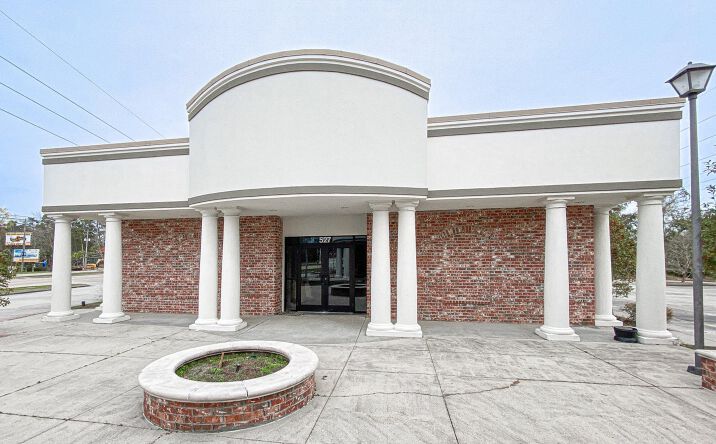 Pictures of Retail, Special Purpose property located at 529 Highway 90, Waveland, MS 39576 for sales - image #1
