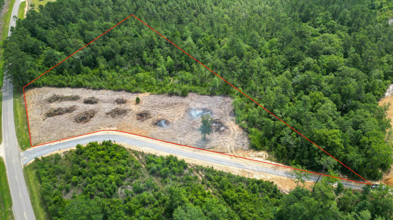 24100 Autumn Lane, Kiln, MS 39556